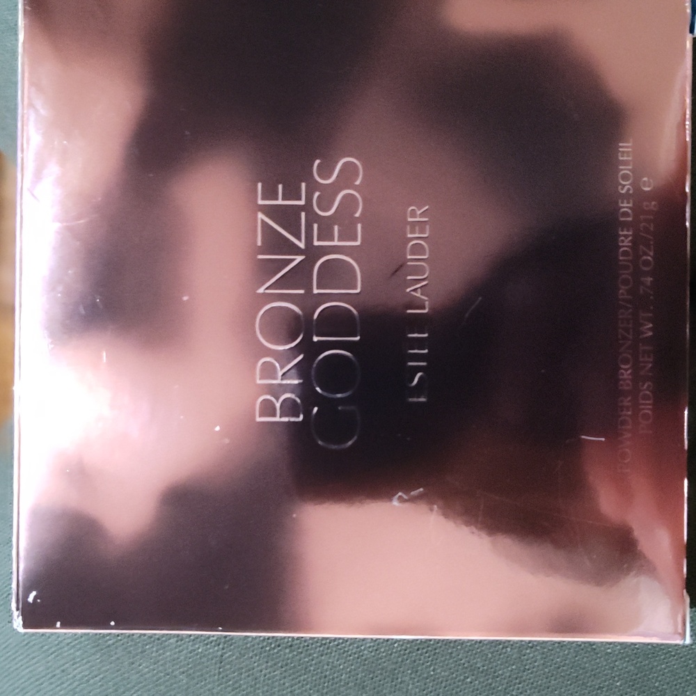 Estee Lauder bronze goddess new